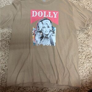 Gildan Dolly T-Shirt never worn.